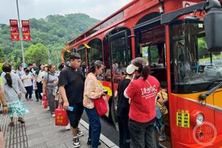 原地出道！刘禹彤：跳舞搭子韩旭已就位 等大家起个响亮的名字